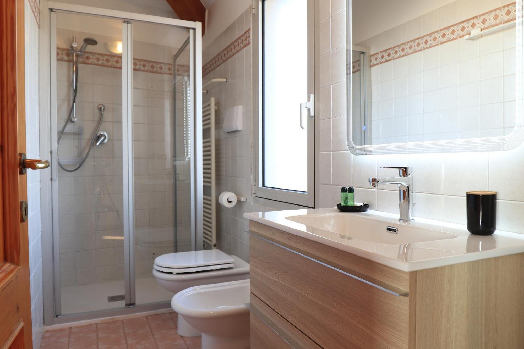 דירות קאורלה Penthouse Attico Mara מראה חיצוני תמונה