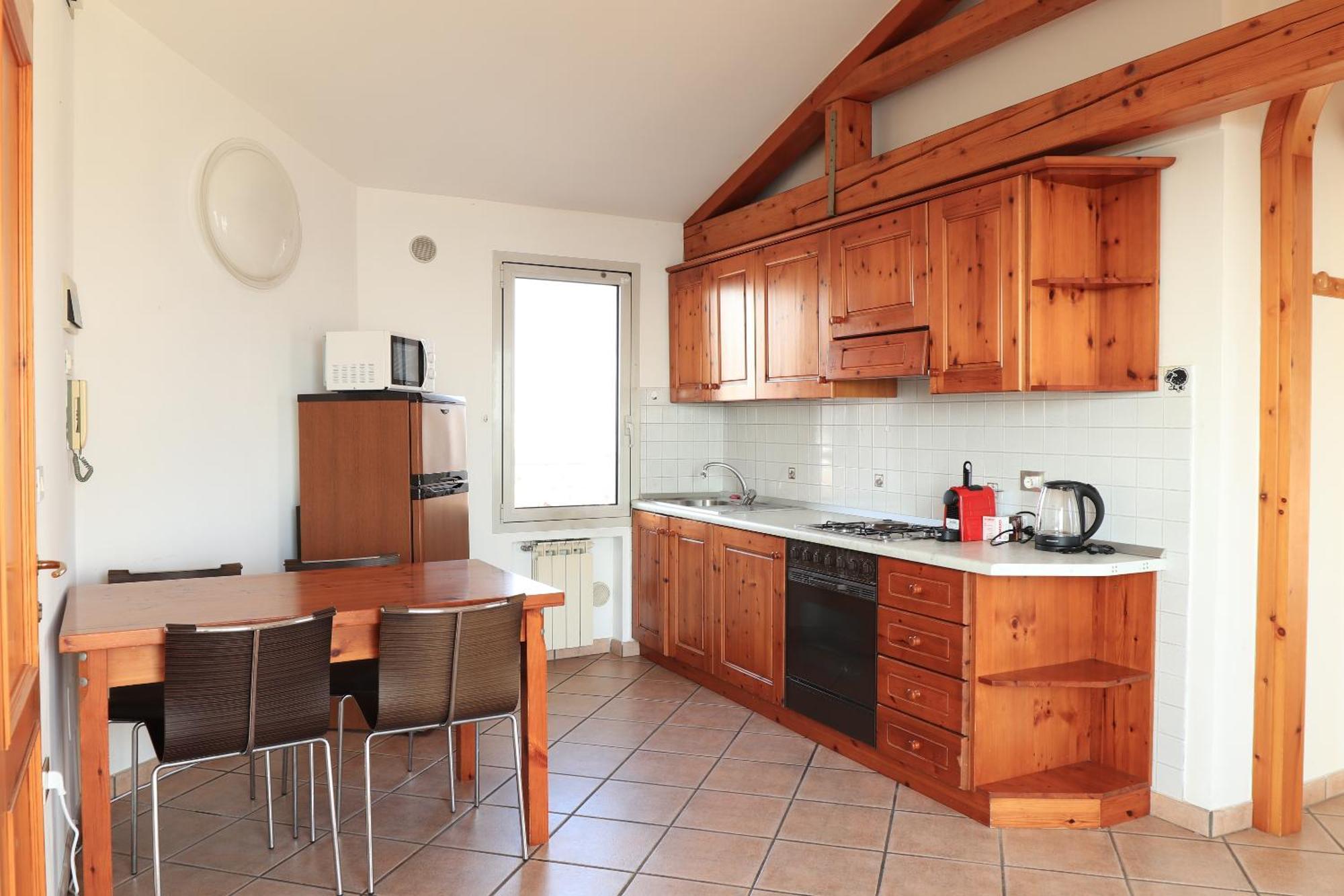 דירות קאורלה Penthouse Attico Mara מראה חיצוני תמונה
